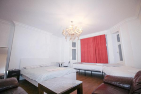 Spacious 4 Person Bedroom in Marylebone Central London